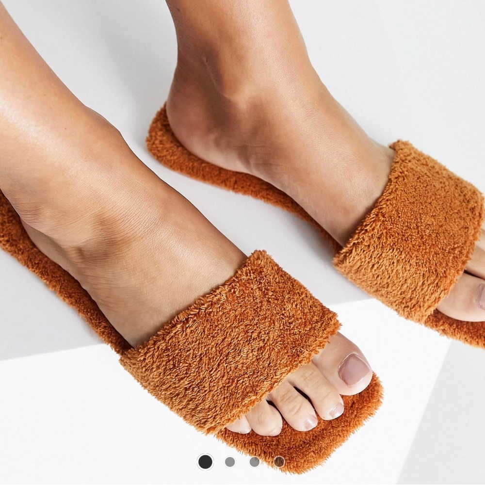 Size 11 - Simmi London Open Toe Slipper - Brand New - Still In Packaging